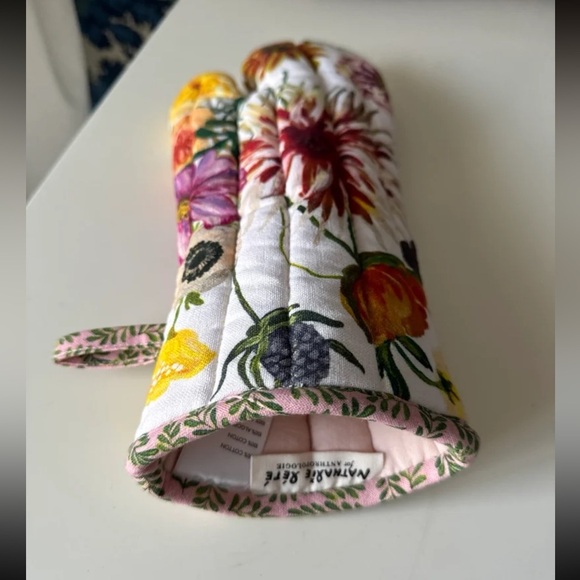 Anthropologie Nathalie Lete Helena Oven Mitt - Picture 8 of 12